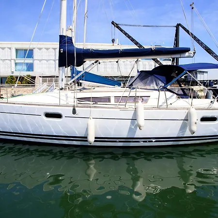 Salis - Jeanneau 39i *